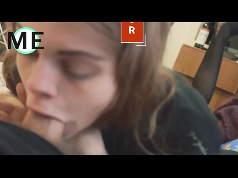 ❤️ Bo'g'iz bo'shlig'i, yirtilgan külotlu çoraplar va yirtilgan poshnalar bilan tanishish yoqimli ❤️❌ Super porno uz.rassadakubani.ru ☑